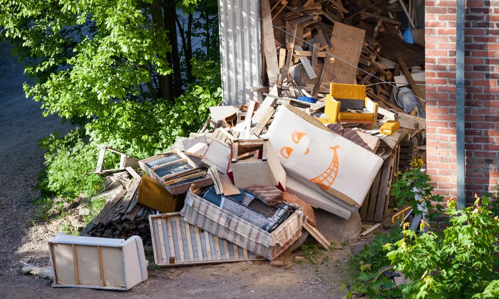 Junk Remove Outside of the Home